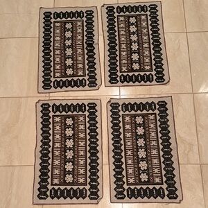 NWOT Four Vintage Polynesian Textured Cotten Place Mats
